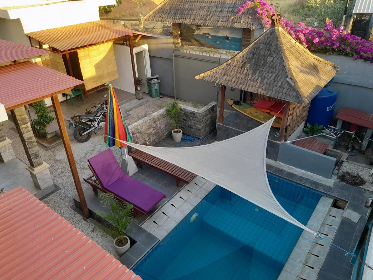 Wave House Gerupuk South Lombok Bed and Breakfast Praya Eksteriør billede